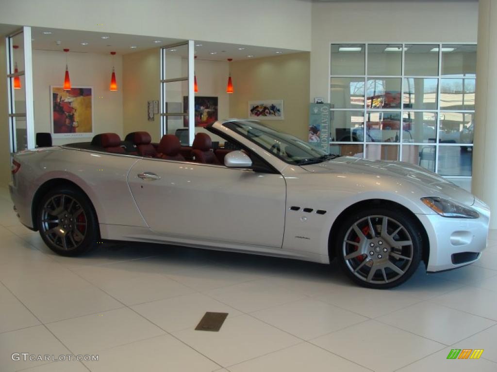 Grigio Touring (Silver) 2011 Maserati GranTurismo Convertible GranCabrio Exterior Photo #44844256