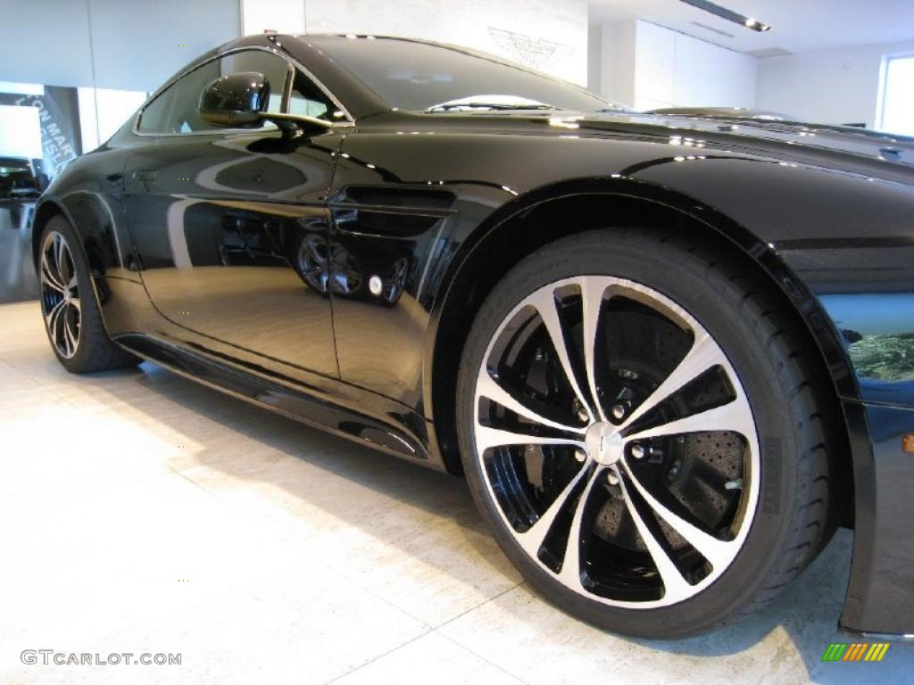 2011 V12 Vantage Carbon Black Special Edition Coupe - AM Carbon Black / Obsidian Black photo #7