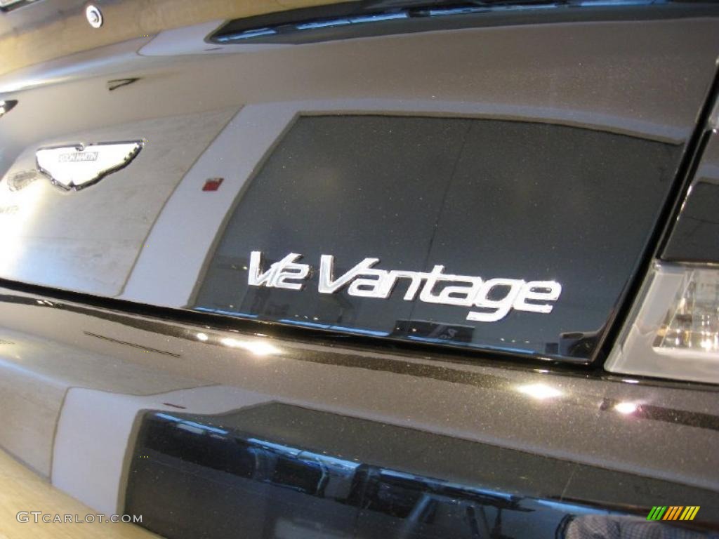 2011 V12 Vantage Carbon Black Special Edition Coupe - AM Carbon Black / Obsidian Black photo #16