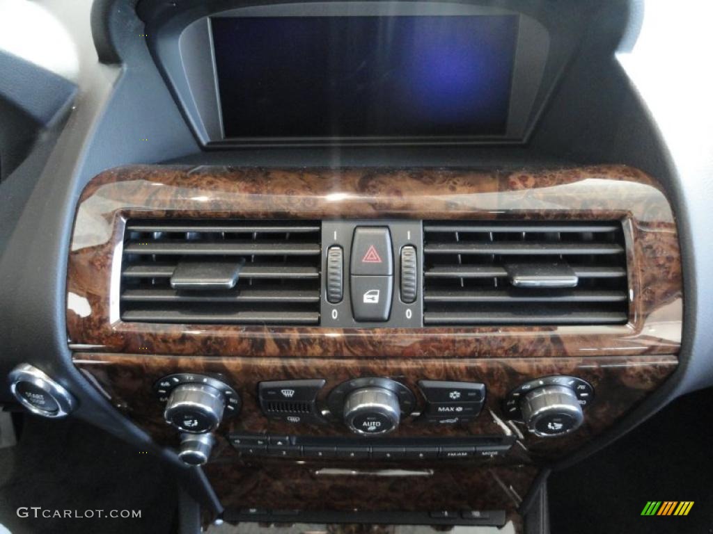 2010 BMW 6 Series 650i Coupe Controls Photo #44846292