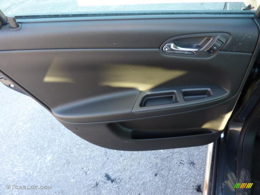 2011 Impala LT - Cyber Gray Metallic / Ebony photo #16