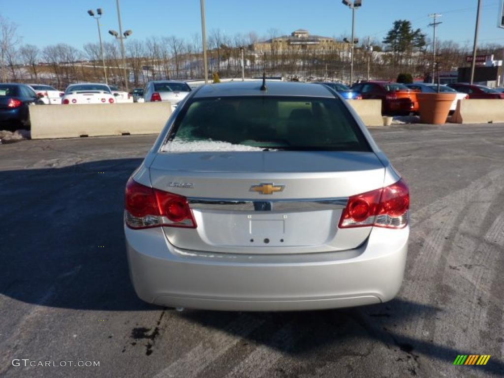 2011 Cruze LS - Silver Ice Metallic / Jet Black/Medium Titanium photo #6