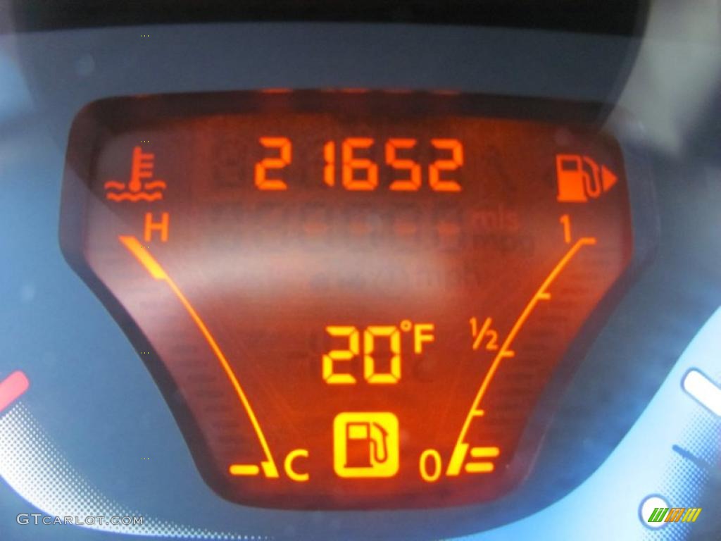 2009 Nissan Cube 1.8 SL Gauges Photo #44850692