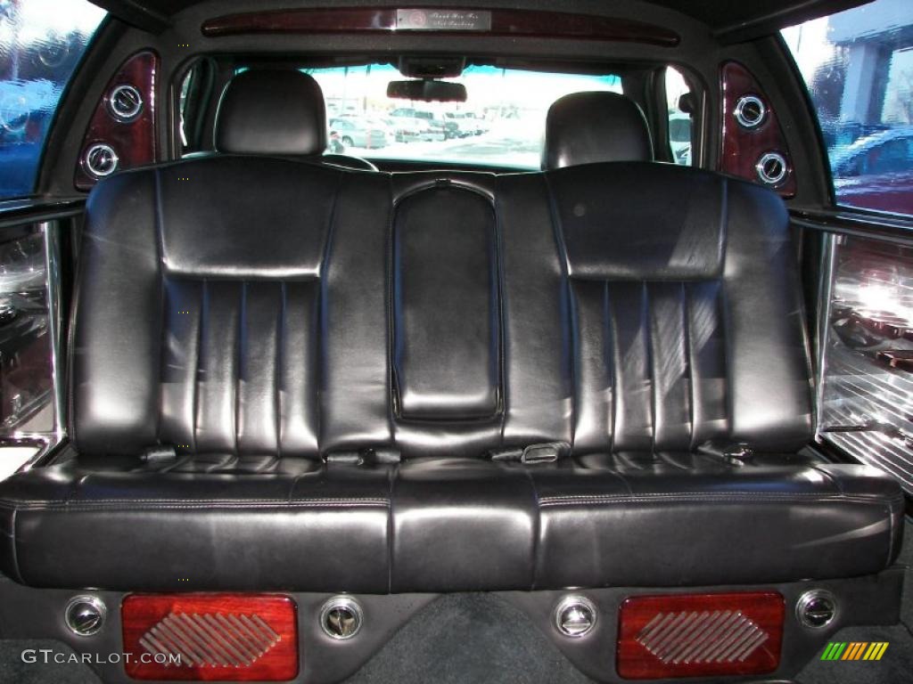 Black Interior 2003 Lincoln Town Car Limousine Photo #44852128