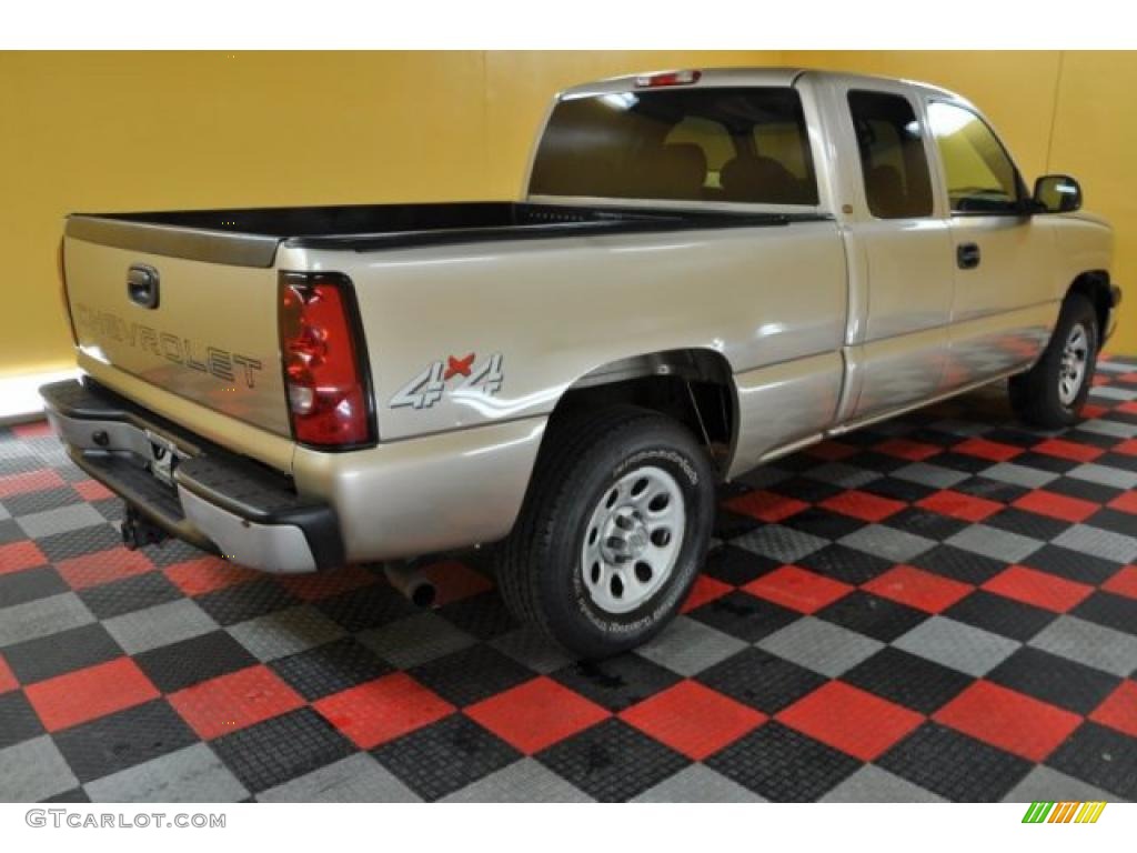 2005 Silverado 1500 LS Extended Cab 4x4 - Sandstone Metallic / Dark Charcoal photo #4