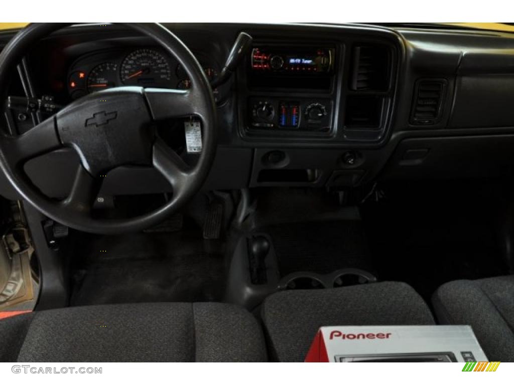 2005 Silverado 1500 LS Extended Cab 4x4 - Sandstone Metallic / Dark Charcoal photo #5