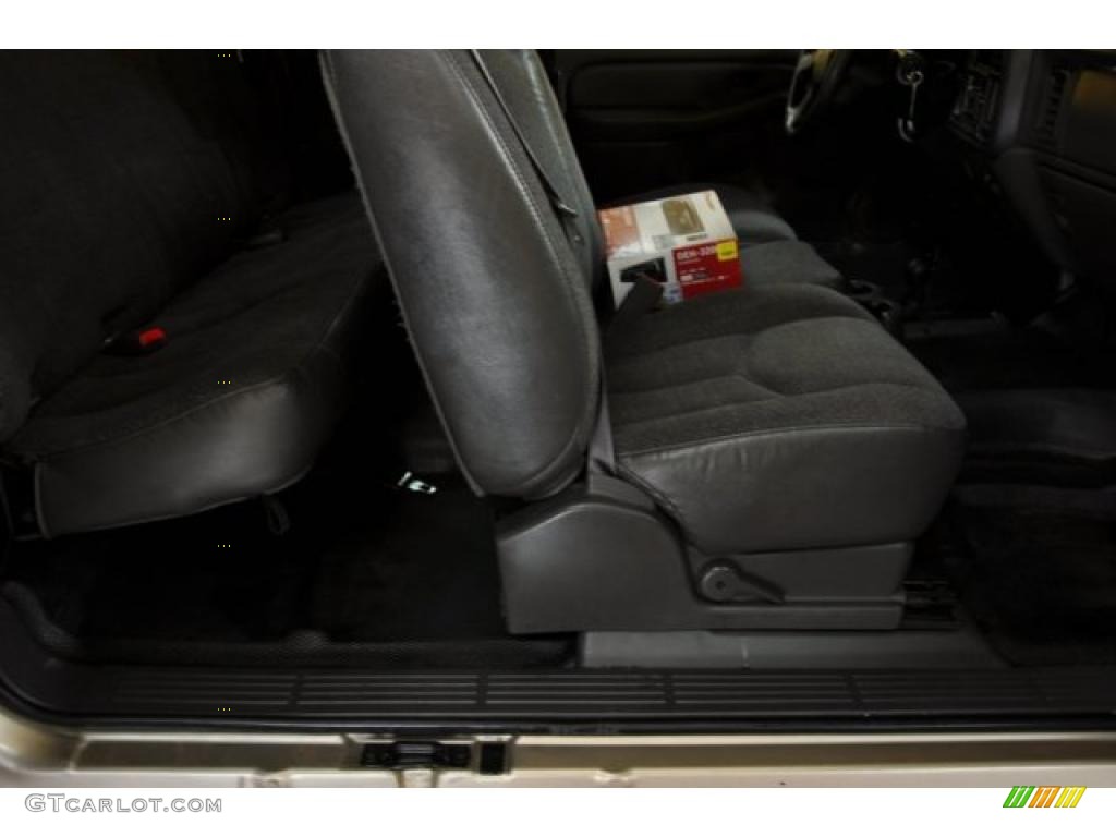 2005 Silverado 1500 LS Extended Cab 4x4 - Sandstone Metallic / Dark Charcoal photo #13