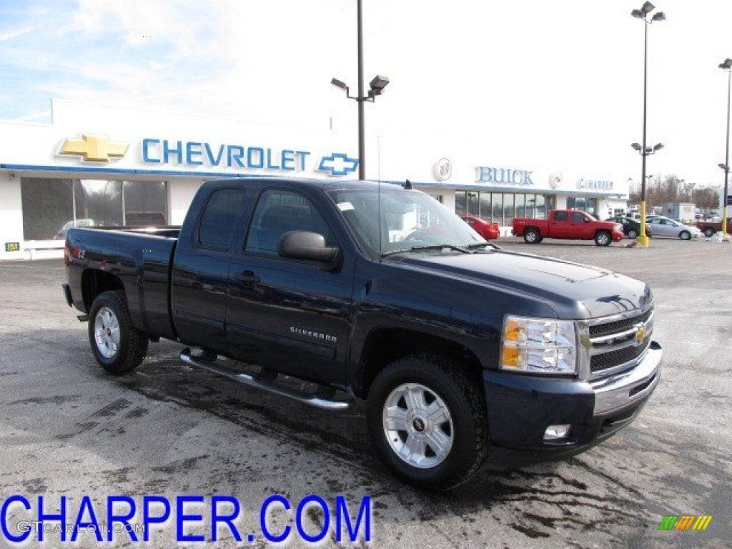 2010 Silverado 1500 LT Extended Cab 4x4 - Imperial Blue Metallic / Ebony photo #1