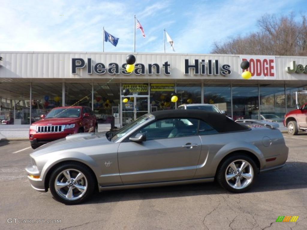 2009 Mustang GT Premium Convertible - Vapor Silver Metallic / Dark Charcoal photo #1