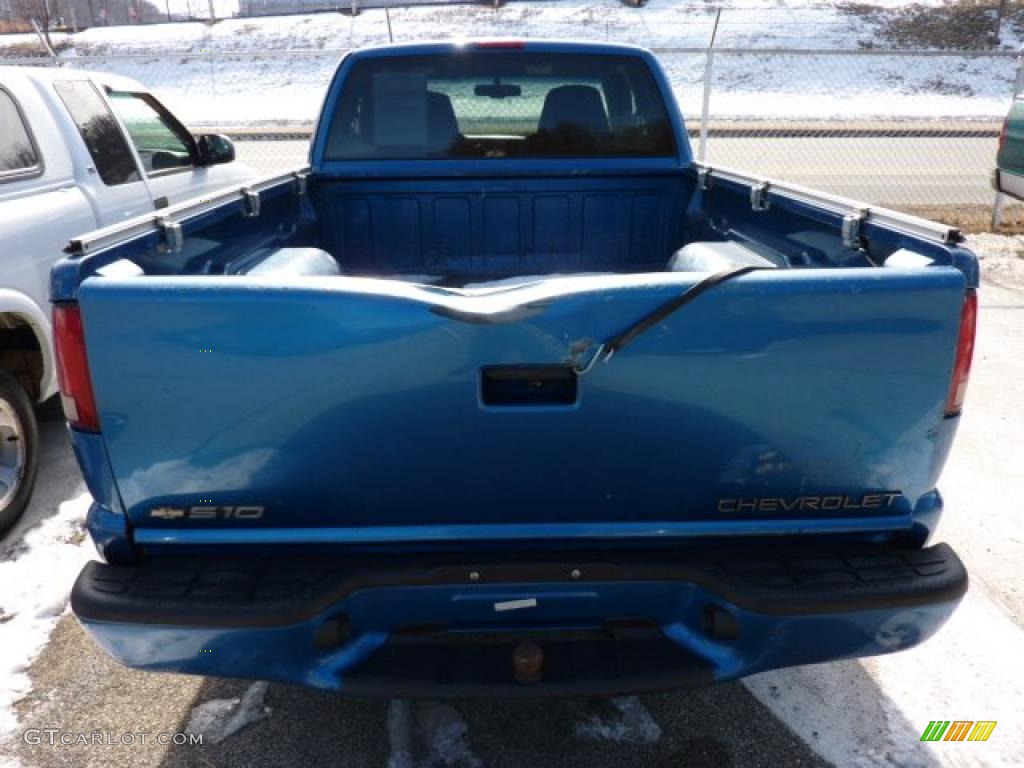 1999 S10 LS Extended Cab 4x4 - Space Blue Metallic / Medium Gray photo #3