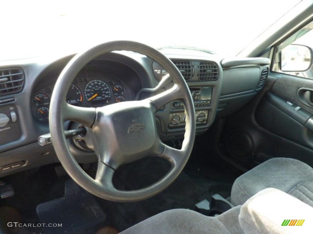 1999 S10 LS Extended Cab 4x4 - Space Blue Metallic / Medium Gray photo #20