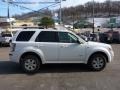Oxford White - Mariner V6 4WD Photo No. 5