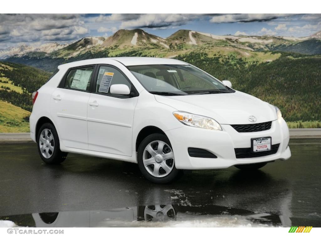 Super White Toyota Matrix