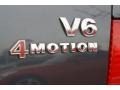 2001 Volkswagen Passat GLX V6 4Motion Sedan Badge and Logo Photo