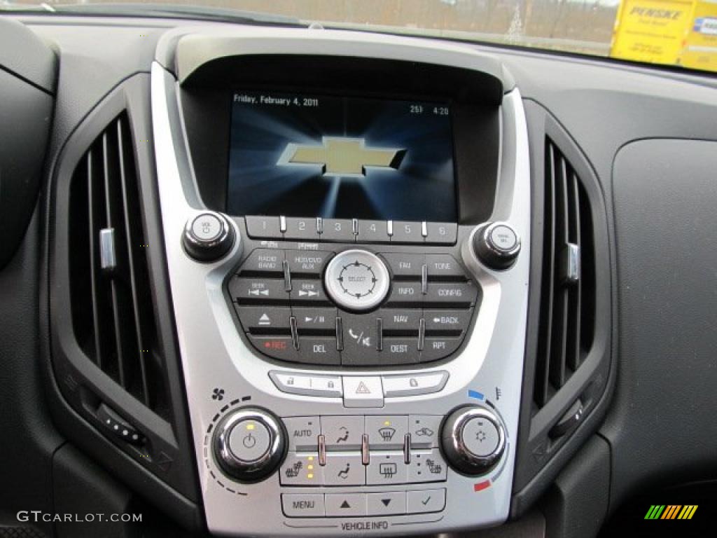 2010 Chevrolet Equinox LTZ AWD Controls Photo #44878673