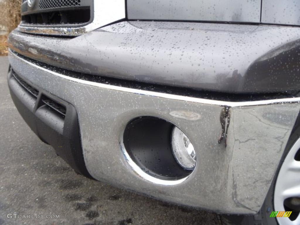 2011 Tundra SR5 Double Cab 4x4 - Magnetic Gray Metallic / Graphite Gray photo #28