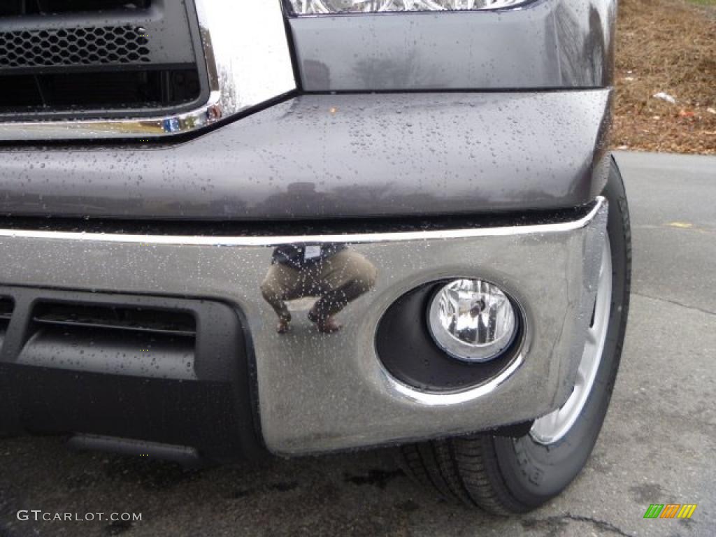 2011 Tundra SR5 Double Cab 4x4 - Magnetic Gray Metallic / Graphite Gray photo #29