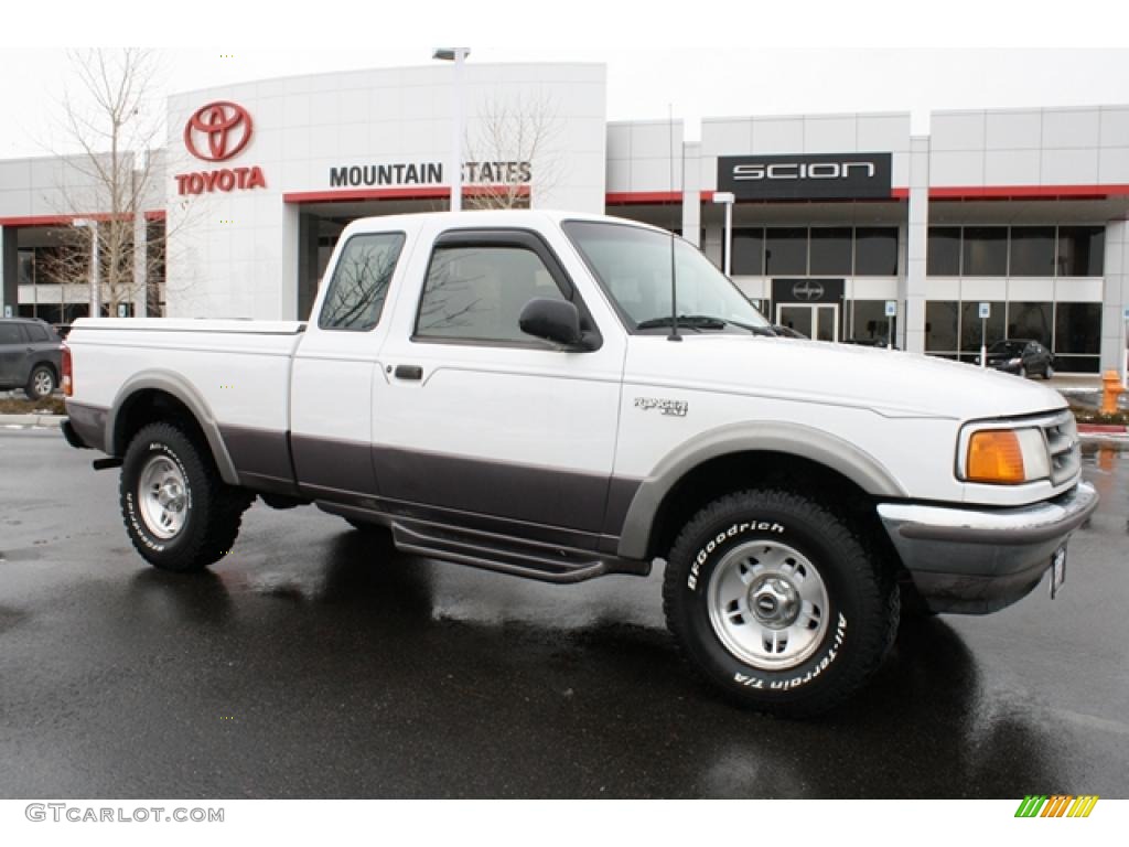 1996 Ranger XLT SuperCab 4x4 - Oxford White / Gray photo #1