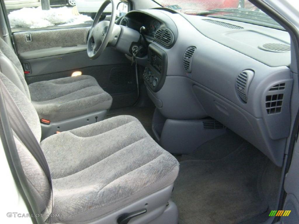 1999 Grand Voyager Expresso - Bright White / Mist Gray photo #17