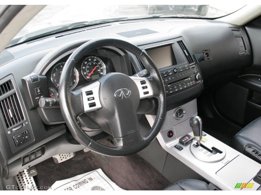 2004 Infiniti FX 45 AWD Dashboard Photos