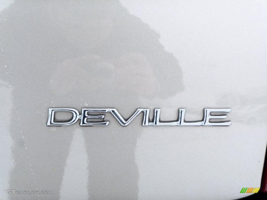2002 DeVille Sedan - Cashmere Metallic / Neutral Shale photo #8