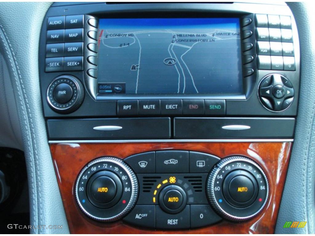 2005 Mercedes-Benz SL 500 Roadster Navigation Photo #44884365