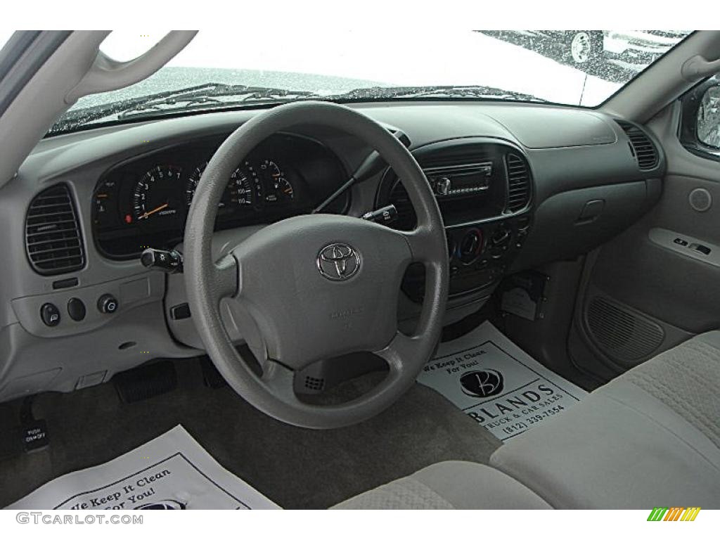 Gray Interior 2003 Toyota Tundra SR5 Access Cab Photo #44884385