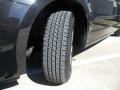 Nocturne Black Metallic - Routan SE Photo No. 11