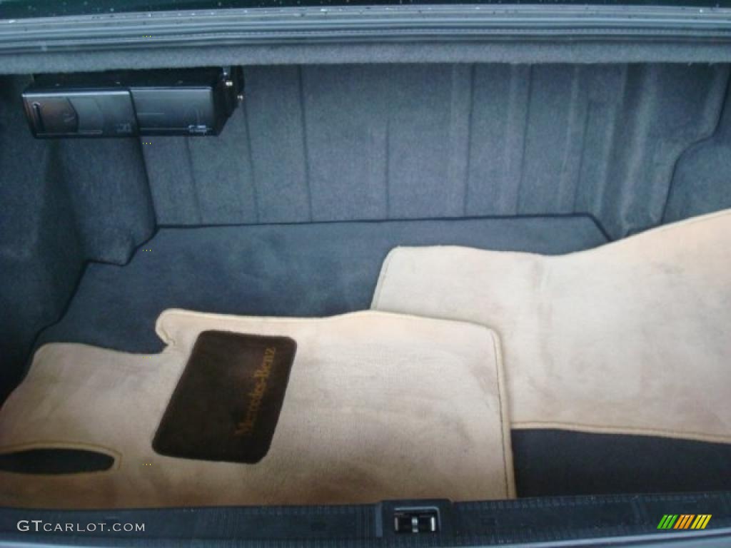 1997 Mercedes-Benz S 500 Sedan Trunk Photos