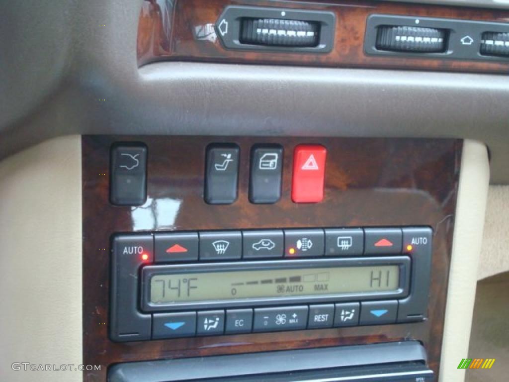 1997 Mercedes-Benz S 500 Sedan Controls Photo #44888673