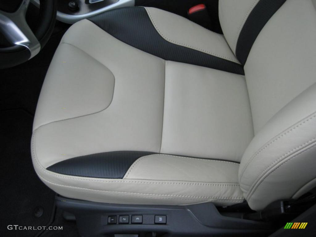 2011 XC60 T6 AWD R-Design - Savile Grey Metallic / R Design Beige/Off Black Inlay photo #14