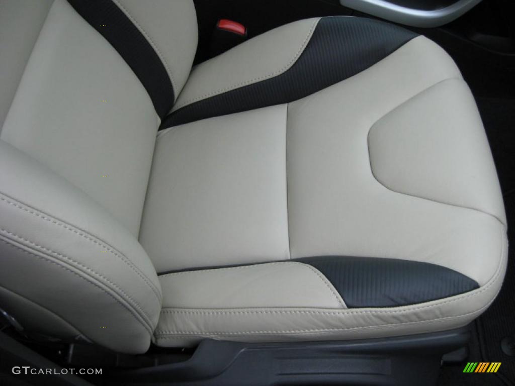 2011 Volvo XC60 T6 AWD R-Design interior Photo #44892537