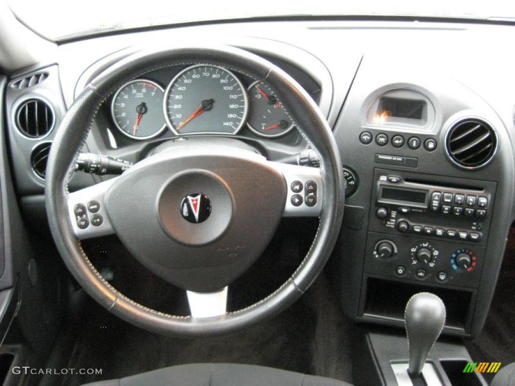 2006 Grand Prix GT Sedan - Black / Ebony photo #24