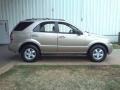 2006 Sand Beige Kia Sorento LX  photo #17