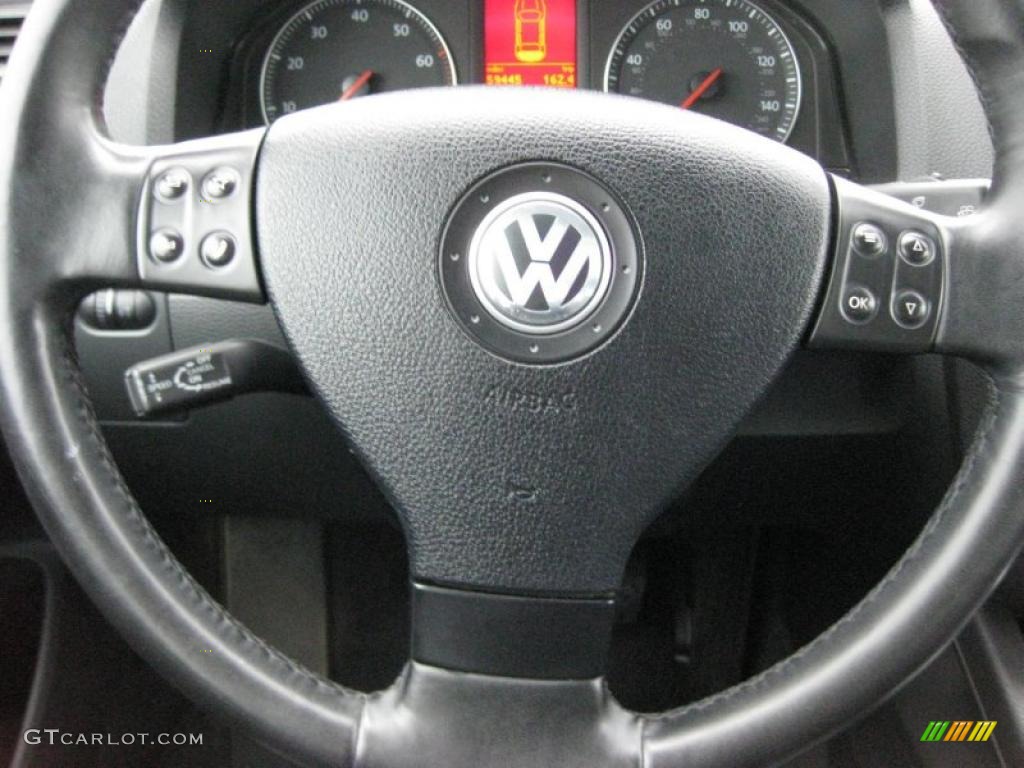2006 Volkswagen Jetta 2.5 Sedan Controls Photo #44893629