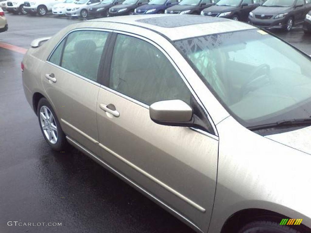 2003 Accord EX V6 Sedan - Desert Mist Metallic / Ivory photo #20