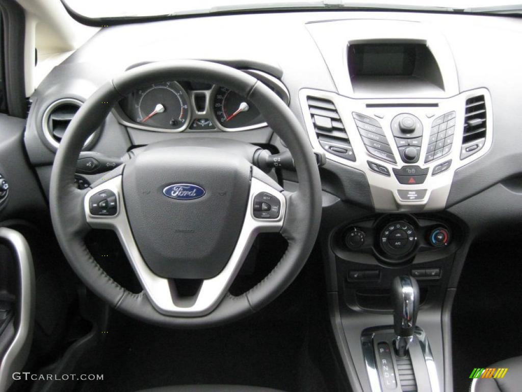 2011 Ford Fiesta SES Hatchback Charcoal Black Leather Dashboard Photo #44896890