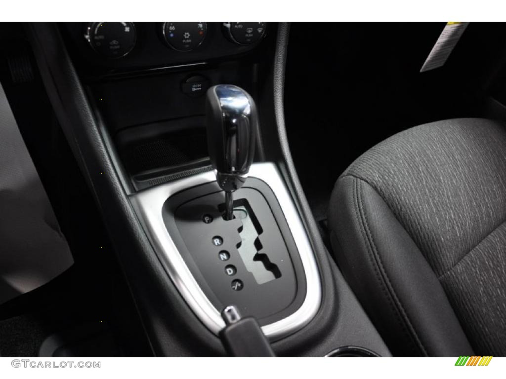 2011 Chrysler 200 Touring 6 Speed AutoStick Automatic Transmission Photo #44897282