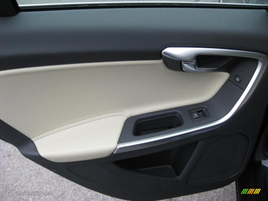 2012 Volvo S60 T5 Soft Beige/Off Black Door Panel Photo #44897710