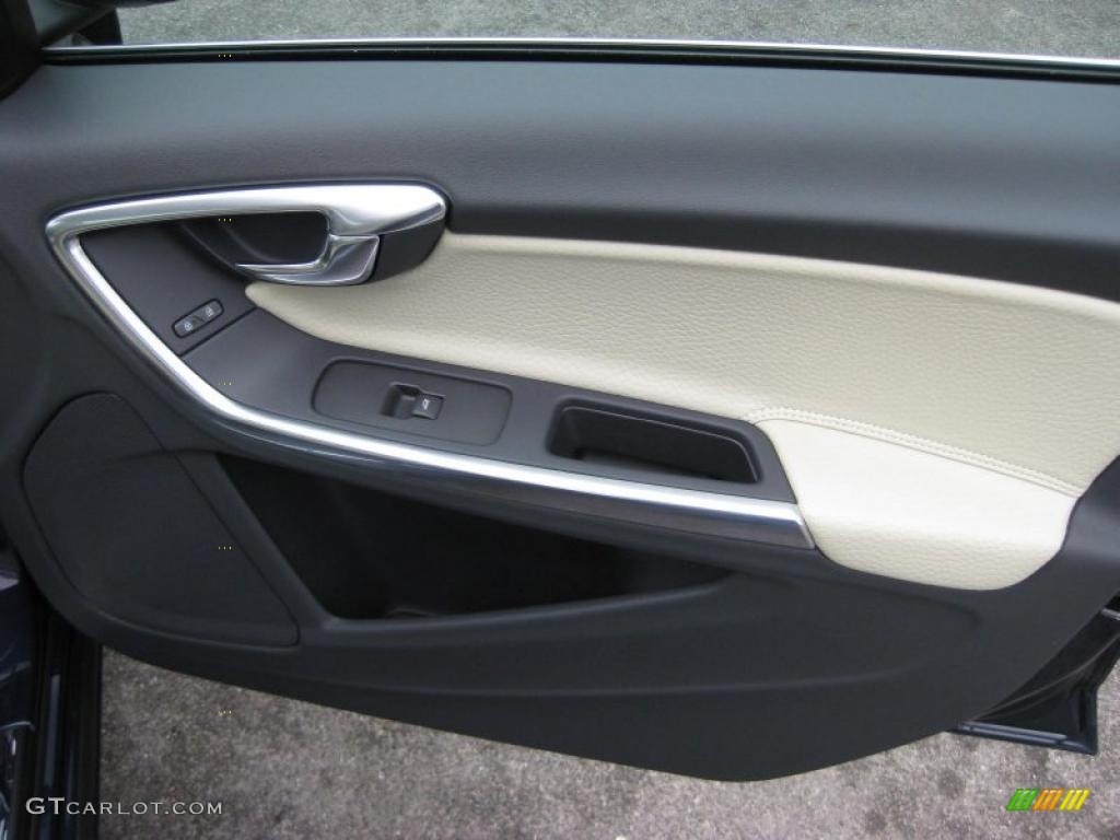 2012 Volvo S60 T5 Soft Beige/Off Black Door Panel Photo #44897758