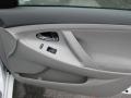 Super White - Camry LE Photo No. 21