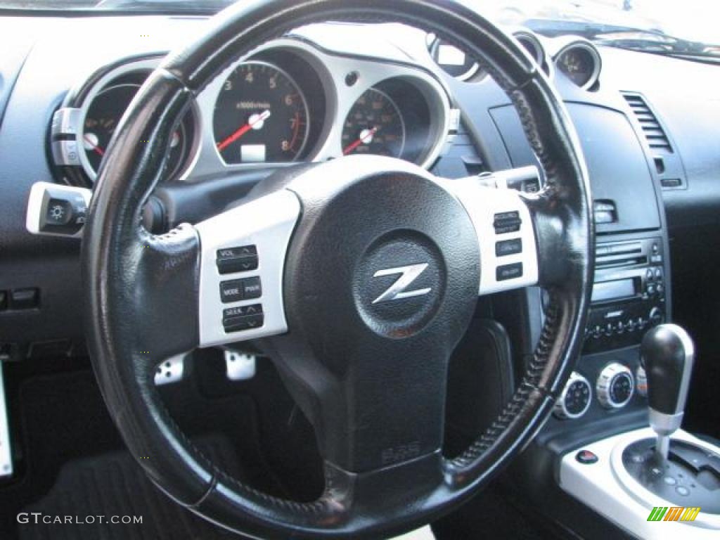 2006 Nissan 350Z Enthusiast Coupe Steering Wheel Photos