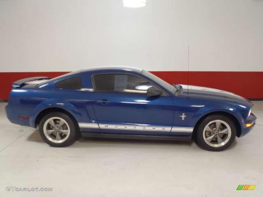 2006 Mustang V6 Premium Coupe - Vista Blue Metallic / Dark Charcoal photo #3