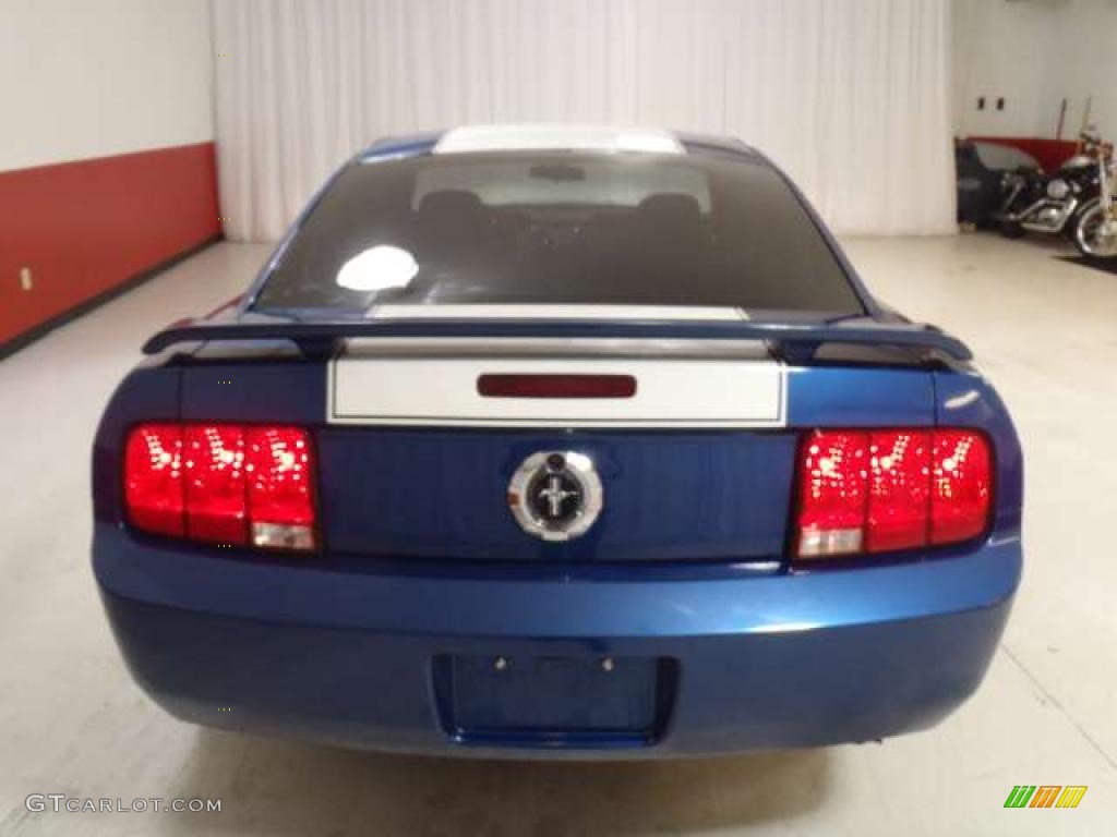 2006 Mustang V6 Premium Coupe - Vista Blue Metallic / Dark Charcoal photo #5