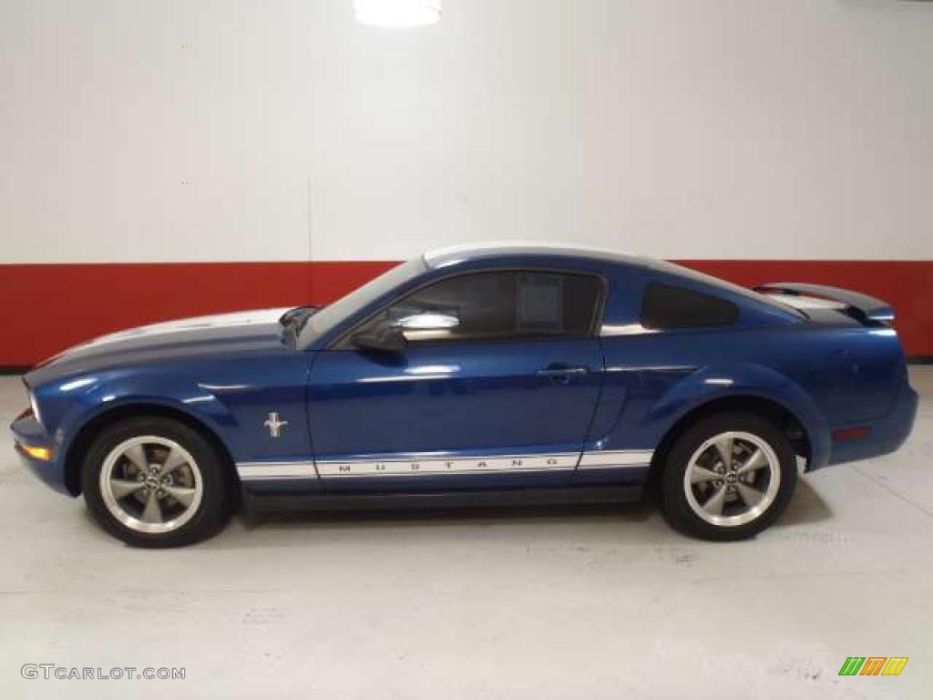 2006 Mustang V6 Premium Coupe - Vista Blue Metallic / Dark Charcoal photo #7