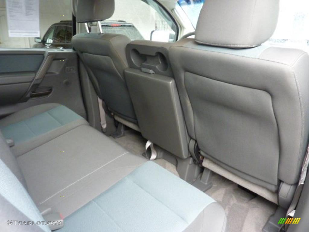2005 Nissan Titan XE Crew Cab 4x4 Interior Color Photos