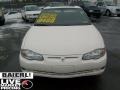 2005 White Chevrolet Monte Carlo LT  photo #2