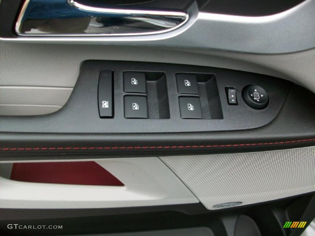 2011 Chevrolet Equinox LT AWD Controls Photo #44907943