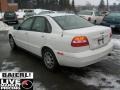 White - S40 1.9T Photo No. 5