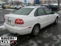 White - S40 1.9T Photo No. 7